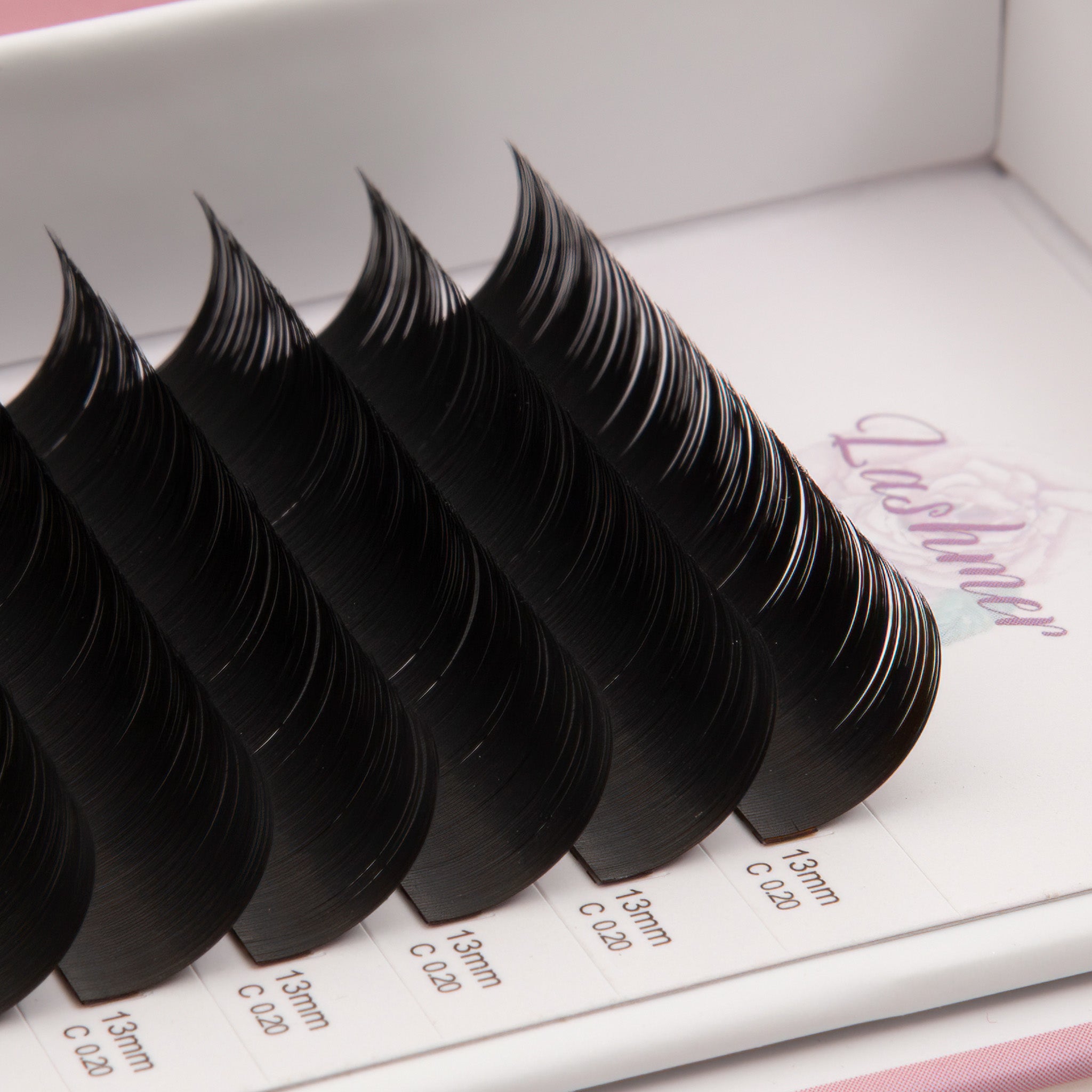 Matt Black Flat  Lashes (0.15/0.20) D Curl - Lashmer